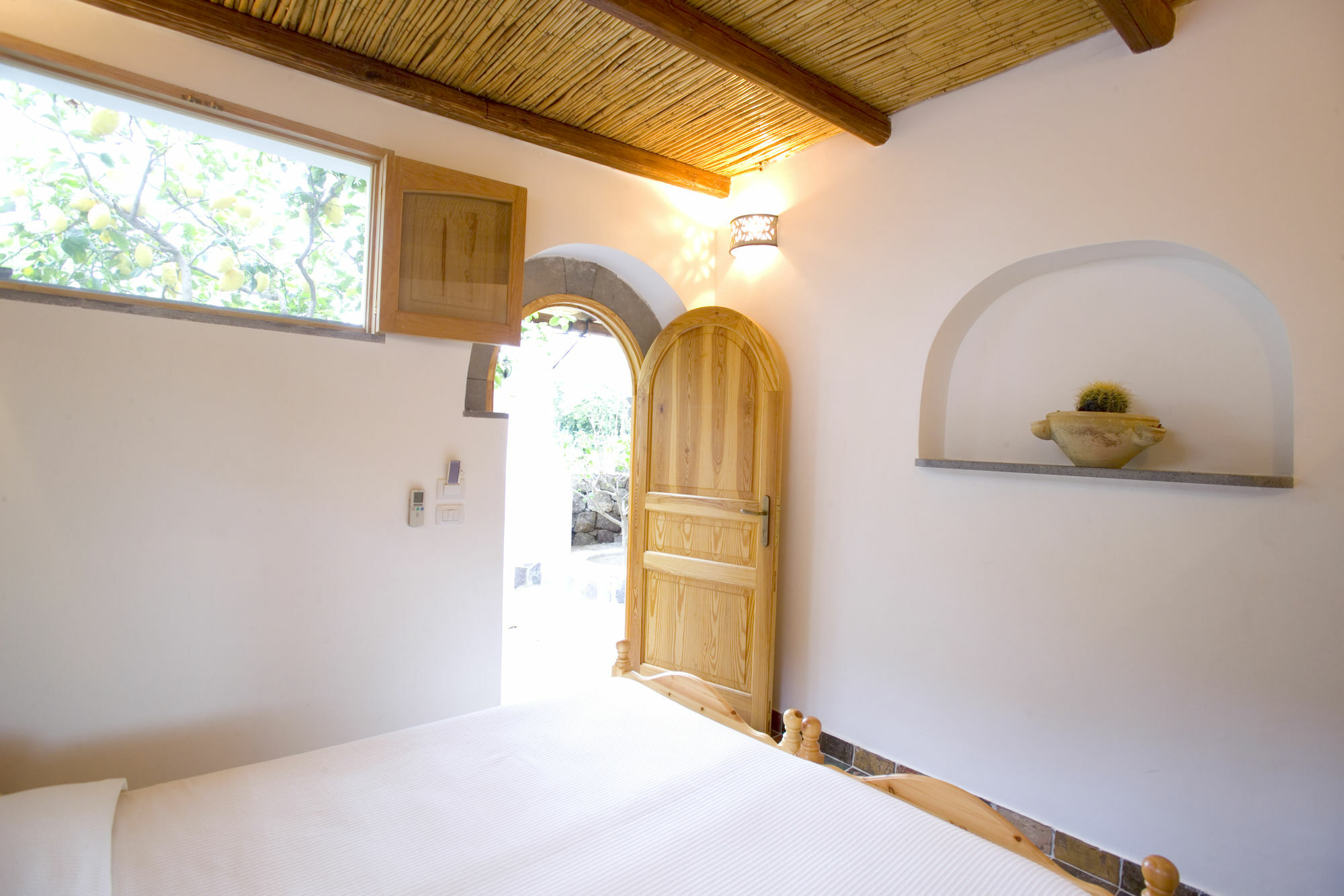 B&B Da Luca Panarea Exterior photo